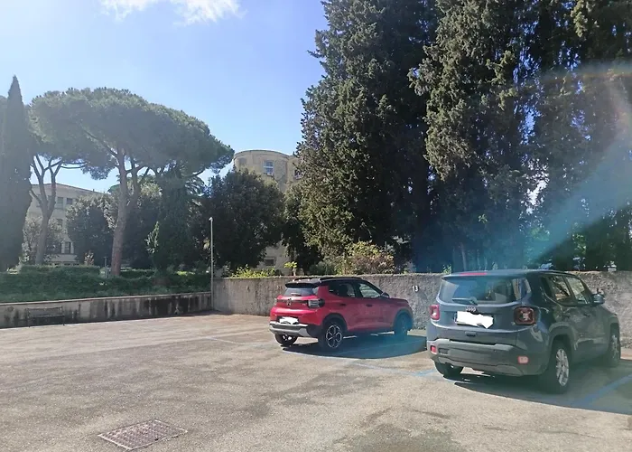Pressi Careggi Tramvia 3* Φλωρεντία